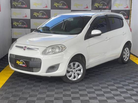 FIAT PALIO 1.0 MPI ATTRACTIVE 8V FLEX 4P MANUAL FIAT PALIO 1.0 MPI ATTRACTIVE 8V FLEX 4P MANUAL